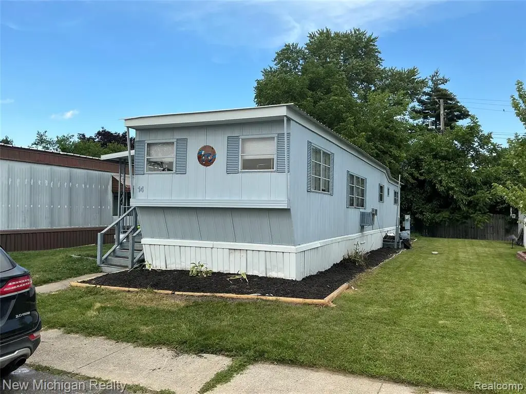 14 Highland Terrace, White Lake, MI 48386 - #1
