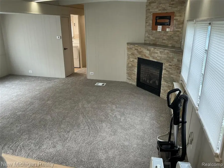 14 Highland Terrace, White Lake, MI 48386 - #3