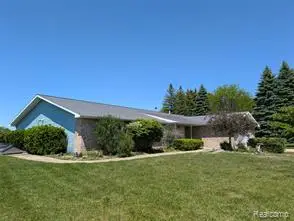 6237 Virginia, Cass City, MI 48726
