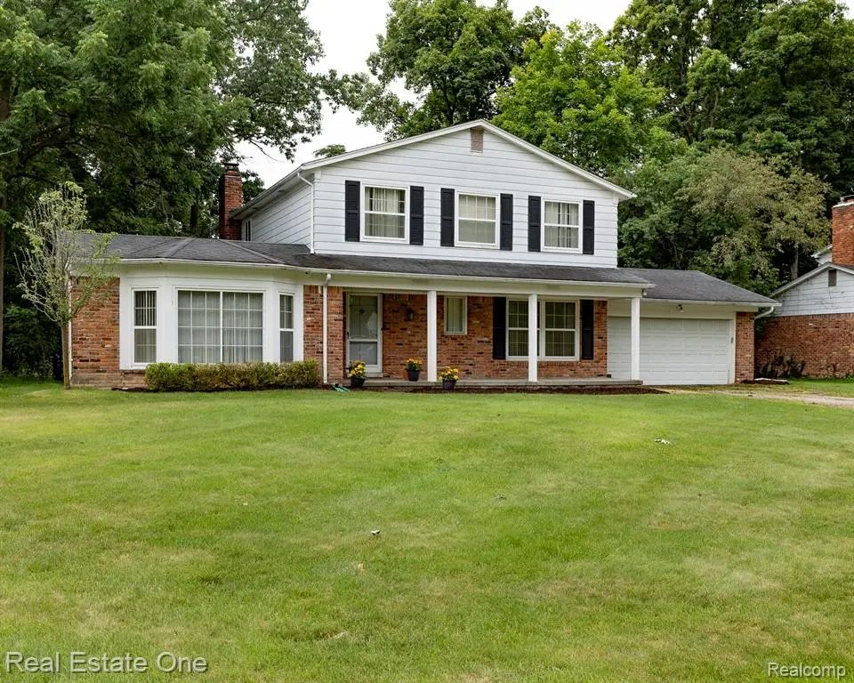 4259 Pinecroft, West Bloomfield, MI 48322 - #1
