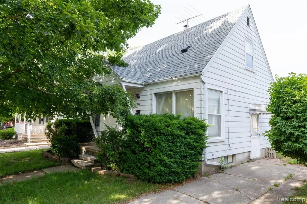 1577 7th, Wyandotte, MI 48192 - #1