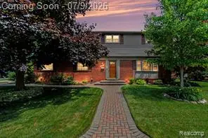 17562 Fairway, Livonia, MI 48152