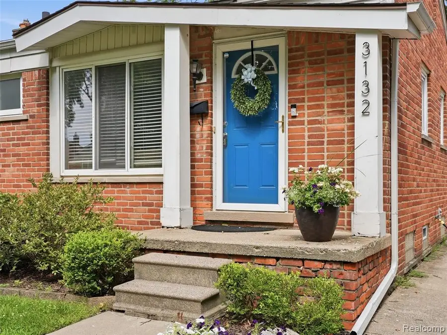 3132 Maplewood, Royal Oak, MI 48073 - #2