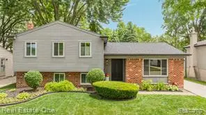 42118 Villanova, Sterling Heights, MI 48313