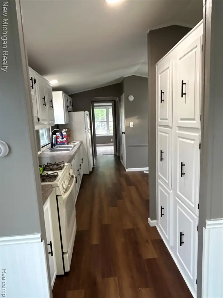 2035 Marmoor, Utica, MI 48317 - #1