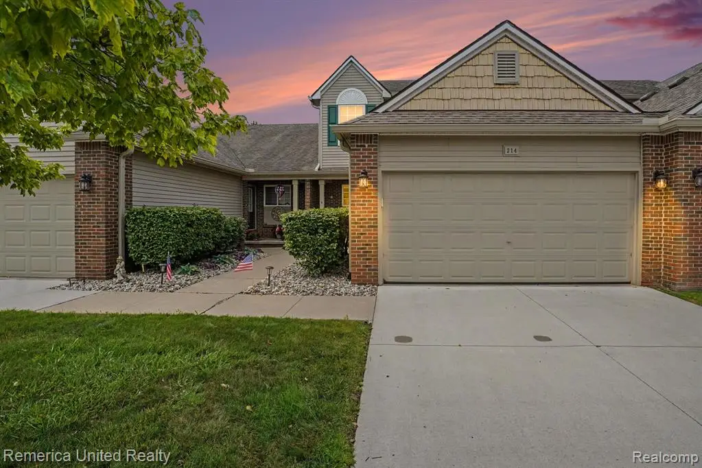 214 Newberry, Howell, MI 48843 - #1