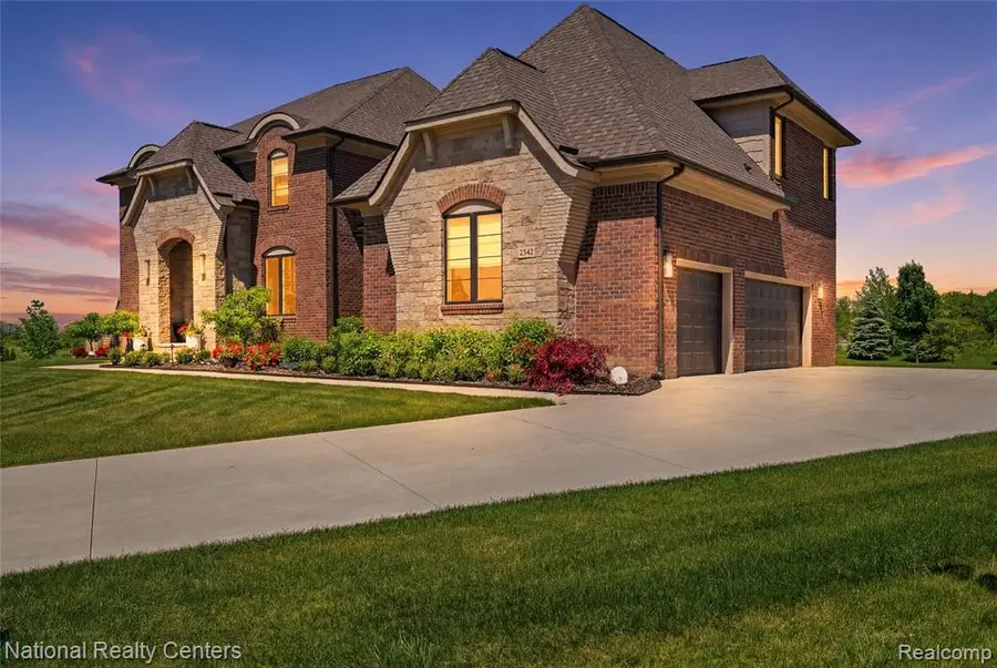 3142 Holburn, Oakland, MI 48363 - #3