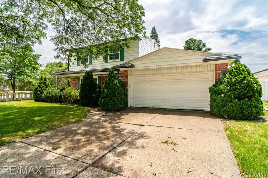 3848 Pall, Warren, MI 48092 - #2