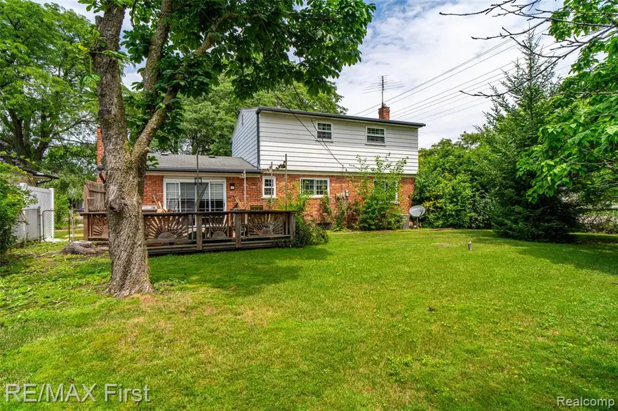 3848 Pall, Warren, MI 48092 - #3
