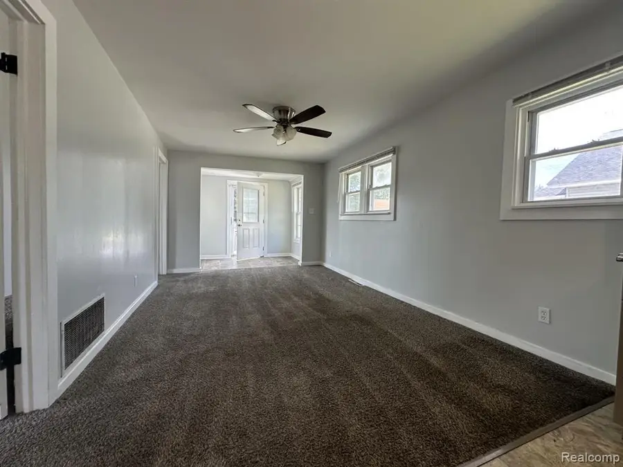 3241 Shaw, Burton, MI 48529 - #3