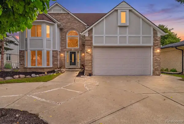 36832 Melbourne, Sterling Heights, MI 48312