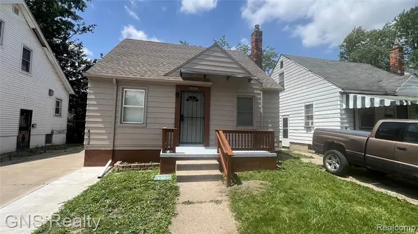 19419 Carrie, Detroit, MI 48234