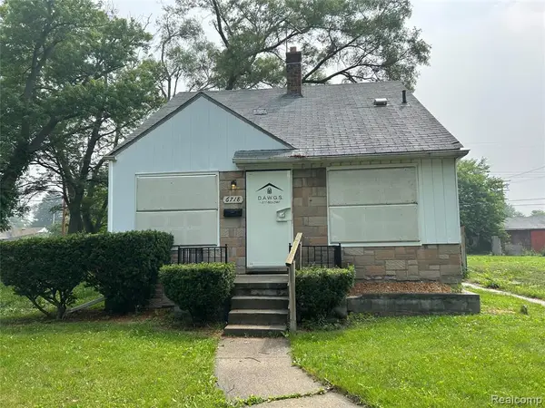 6718 Grandville, Detroit, MI 48228