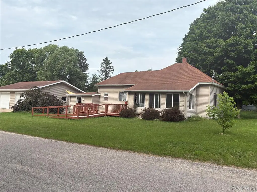 221 Alvin, Mesick, MI 49668 - #1