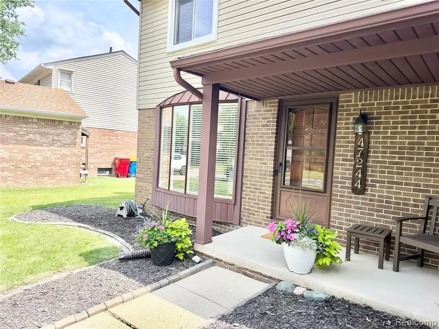 47244 Meadowbrook, Macomb, MI 48044 - #3