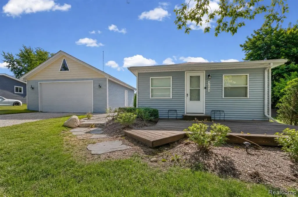 4694 Lakeborn, White Lake, MI 48383 - #1