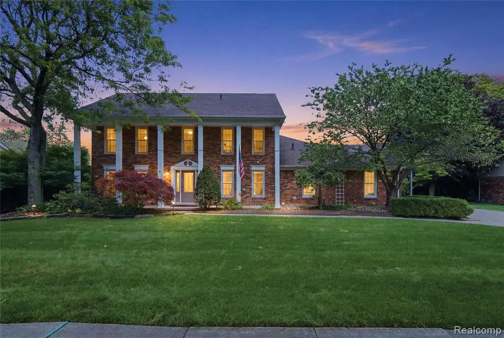 46884 Ben Franklin, Utica, MI 48315 - #1