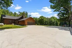 3656 Stanley, Columbiaville, MI 48421 - #2