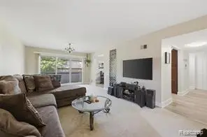 42377 Lochmoor, Clinton Township, MI 48038 - #2