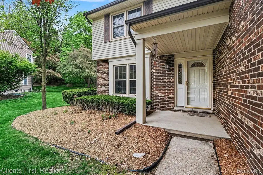 42542 Knollwood, Northville, MI 48168 - #3