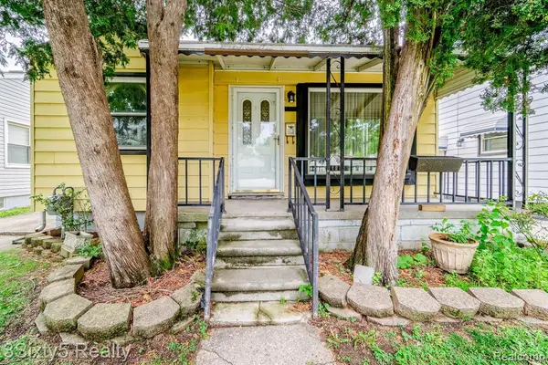 2212 Detroit, Lincoln Park, MI 48146