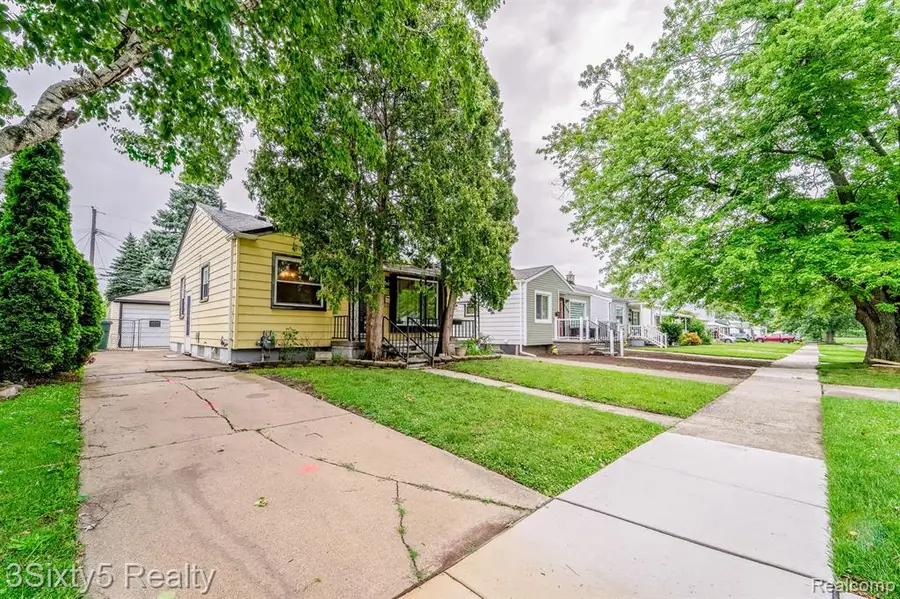 2212 Detroit, Lincoln Park, MI 48146 - #3