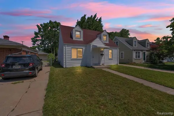25926 Powers, Dearborn Heights, MI 48125