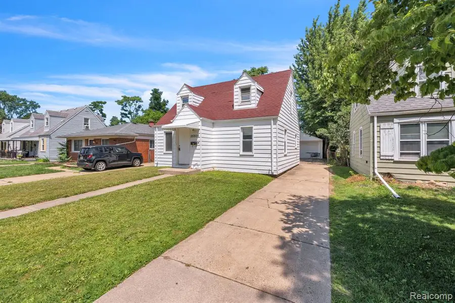 25926 Powers, Dearborn Heights, MI 48125 - #2