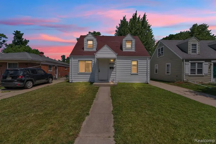 25926 Powers, Dearborn Heights, MI 48125 - #3