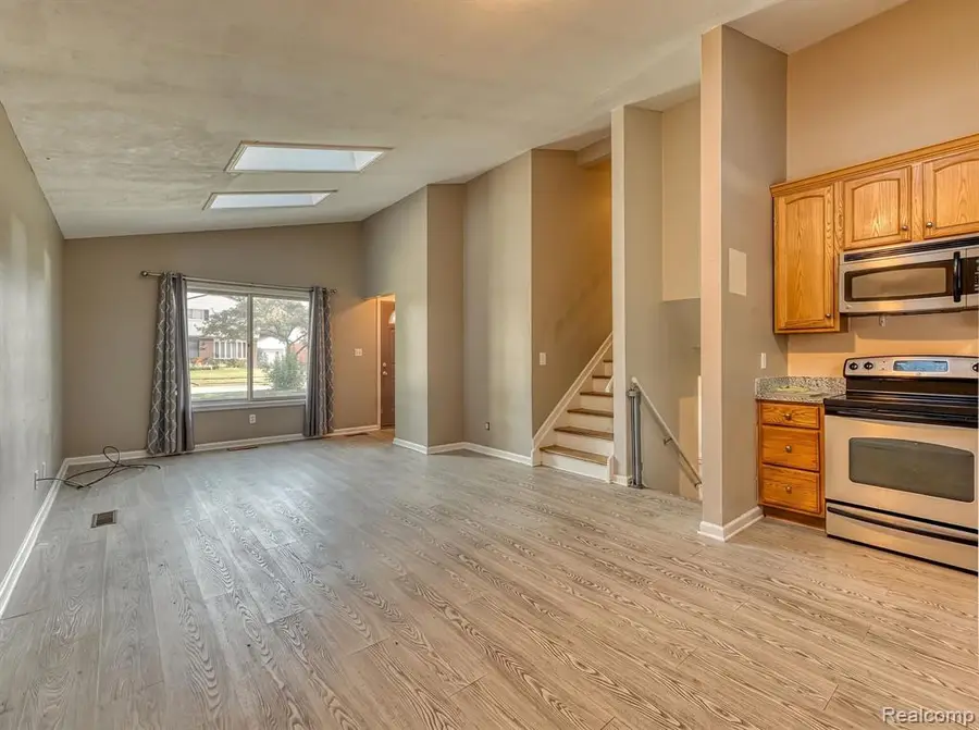 30933 Grandview, Westland, MI 48186 - #3