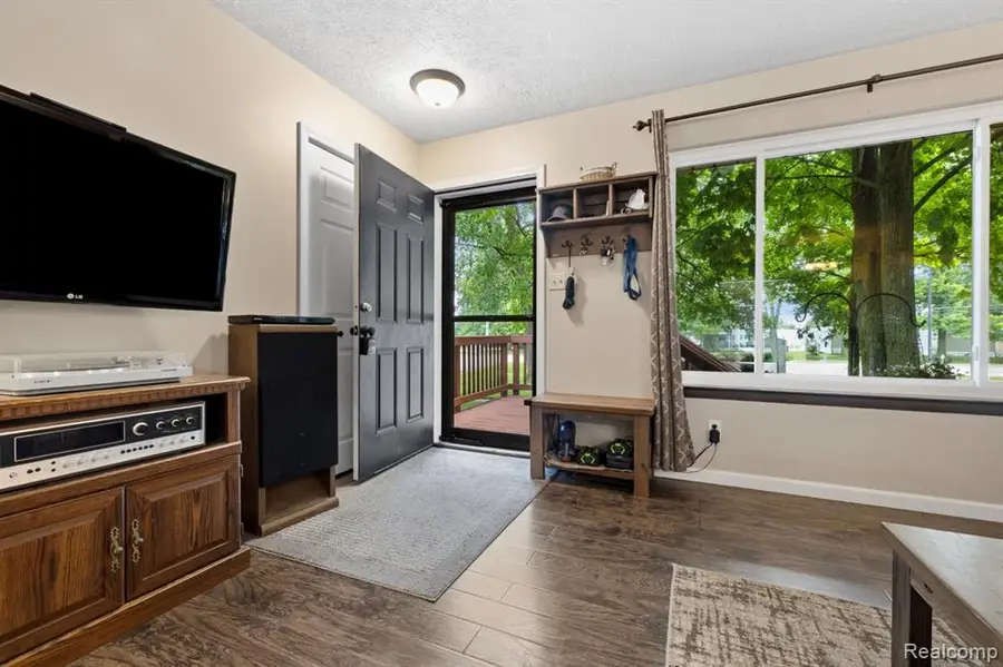 310 Mason, Howell, MI 48843 - #3
