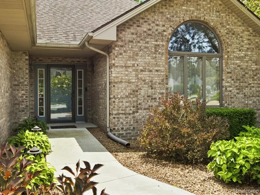2837 Shorewood, Fort Gratiot, MI 48059 - #3