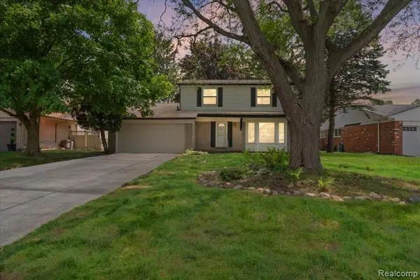 23370 Brandywynne, Southfield, MI 48033