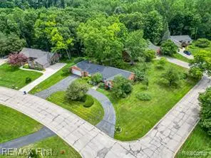 1899 Ledbury, Bloomfield, MI 48304 - #2