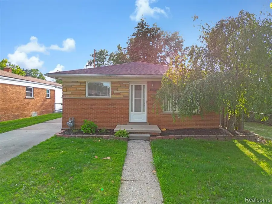 5965 N Lafayette, Dearborn Heights, MI 48127 - #2