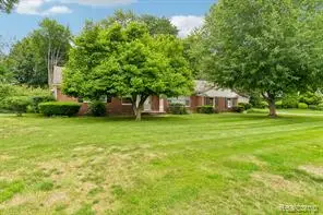 6105 Gilbert Lake, Bloomfield, MI 48301 - #2