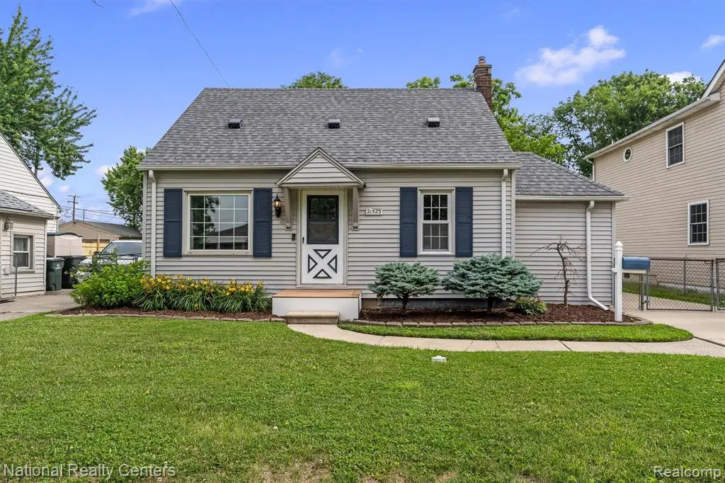 21523 Fresard, Saint Clair Shores, MI 48080 - #1