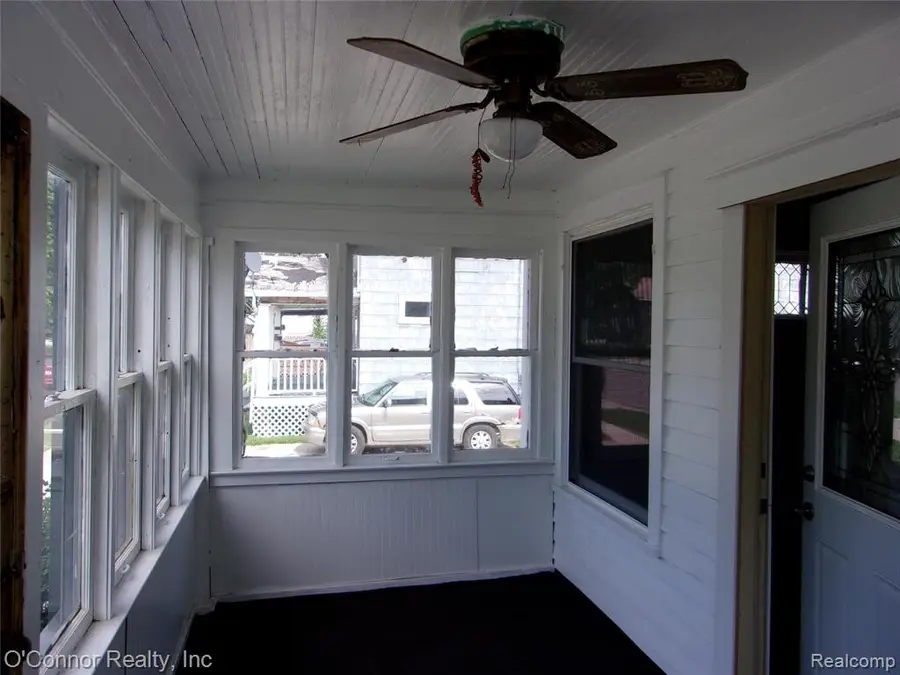 1324 Wells, Port Huron, MI 48060 - #2