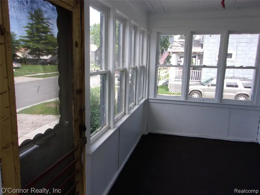 1324 Wells, Port Huron, MI 48060 - #3