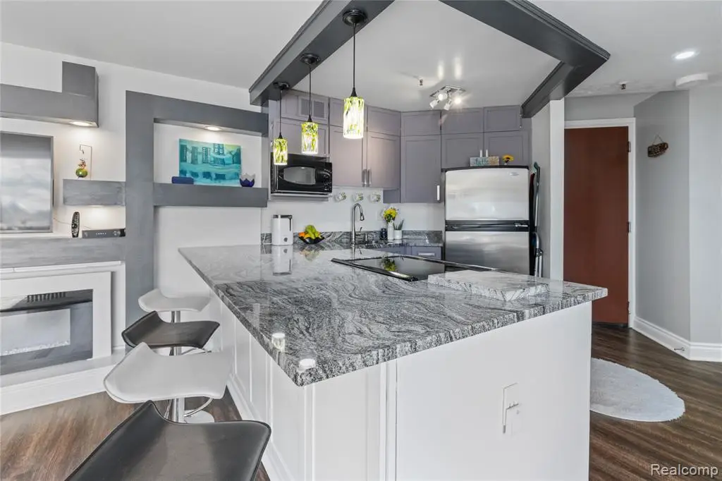 1001 W Jefferson #2H, Detroit, MI 48226 - #1