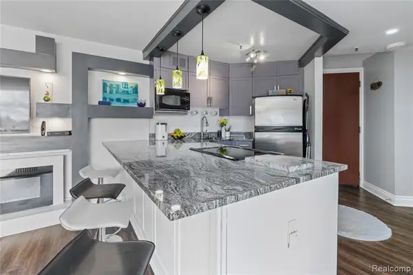 1001 W Jefferson #2H, Detroit, MI 48226