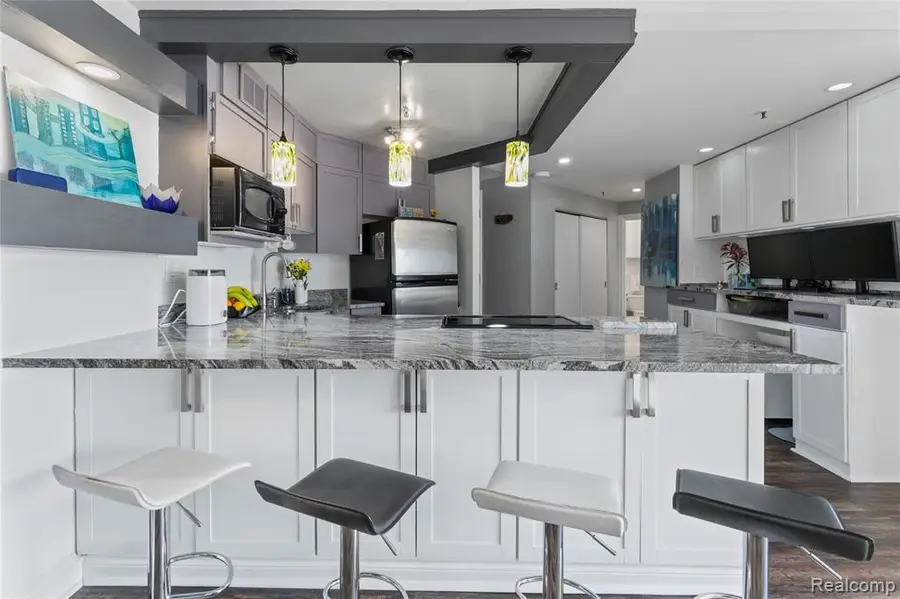 1001 W Jefferson #2H, Detroit, MI 48226 - #2