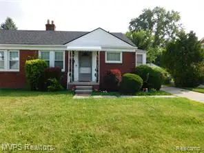 18557 Roscommon, Harper Woods, MI 48225 - #2