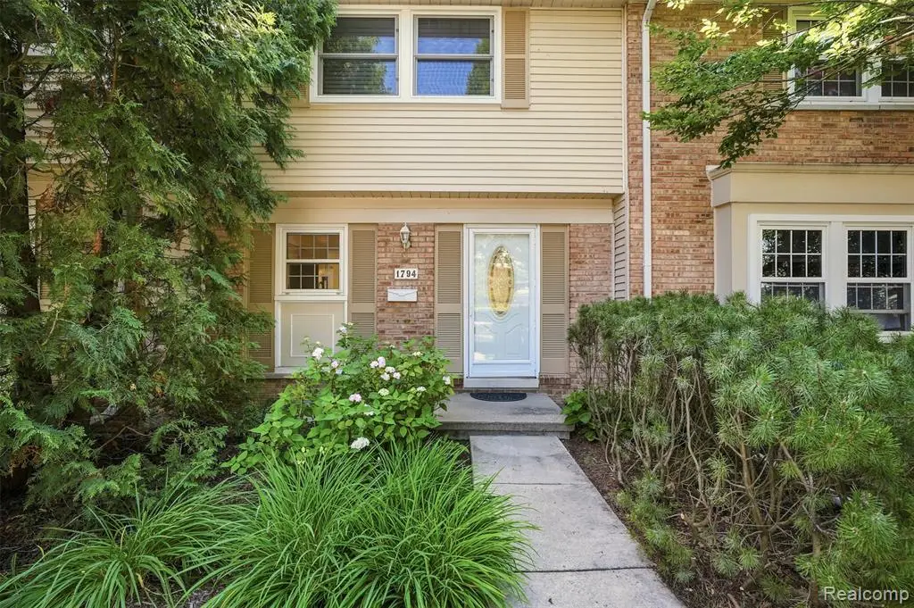 1794 Brentwood, Troy, MI 48098 - #1