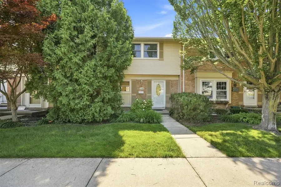 1794 Brentwood, Troy, MI 48098 - #2