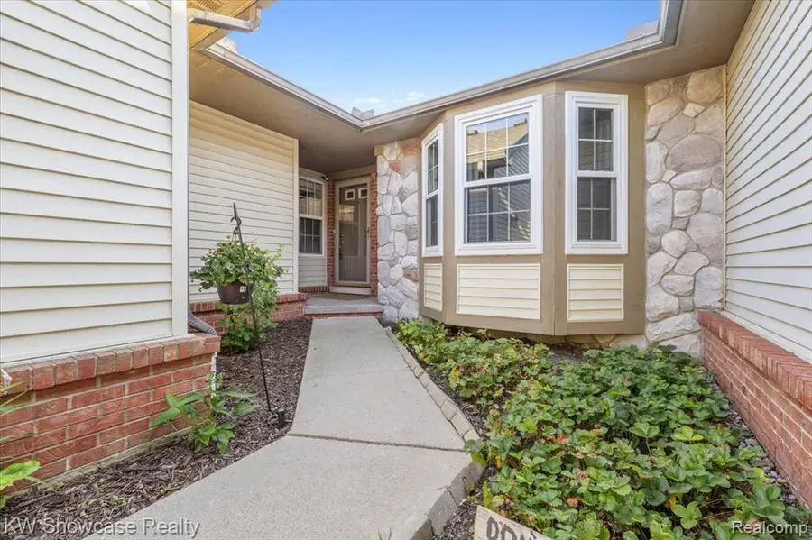 1873 N Kenwyck, Ypsilanti, MI 48198 - #2