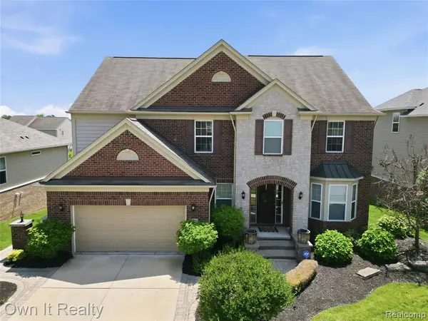 58683 Winnowing, South Lyon, MI 48178