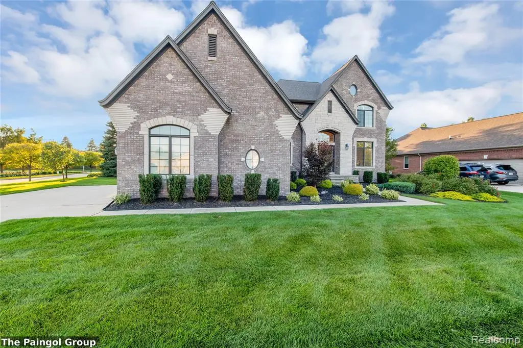54491 Preston Pines, Shelby, MI 48315 - #1