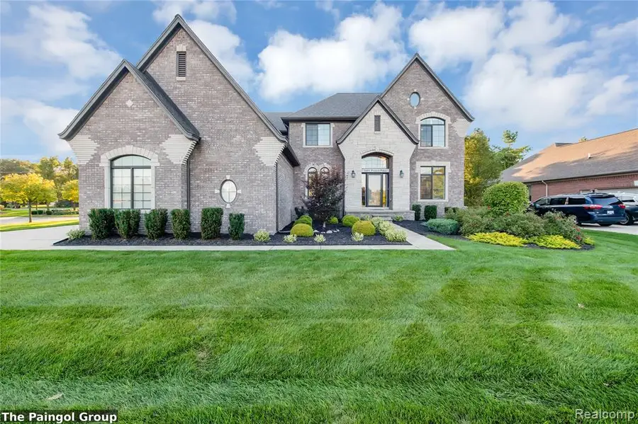 54491 Preston Pines, Shelby, MI 48315 - #2