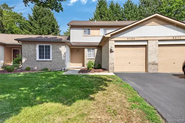 6384 Hunter Pointe, Westland, MI 48185